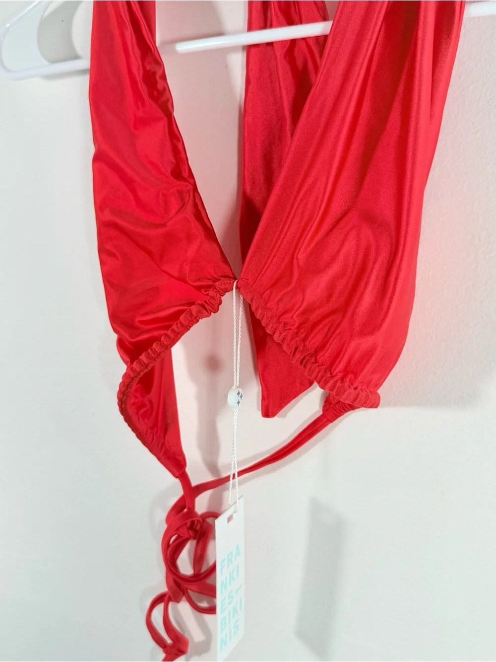 NWT Frankie’s Bikinis Bash Red Satin Twist Wrap Halter Bikini Top Medium New